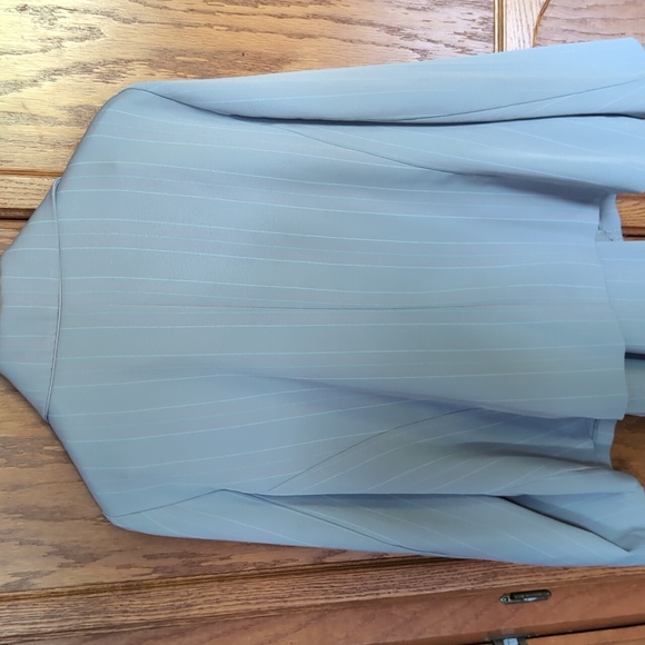 Tracy Evans Sz 18 Designer 2 piece Gray pinstripe Suit - Picture 6 of 13